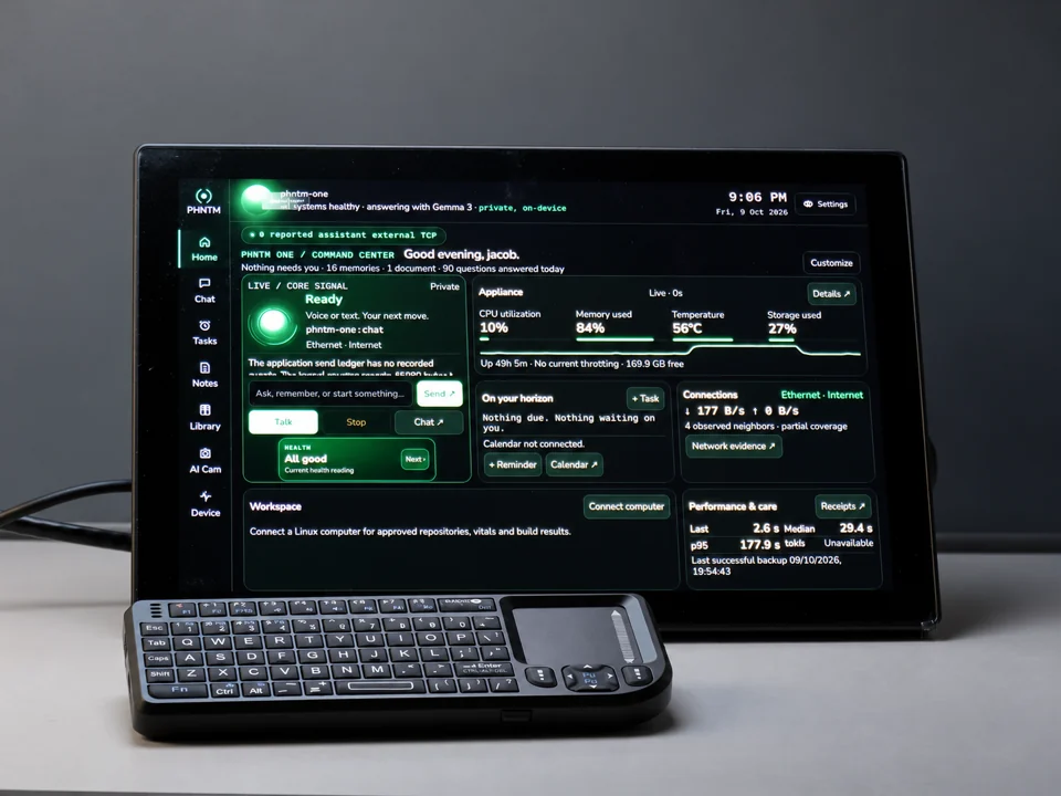 Painel do PHNTM One no modo Private, com o miniteclado incluído